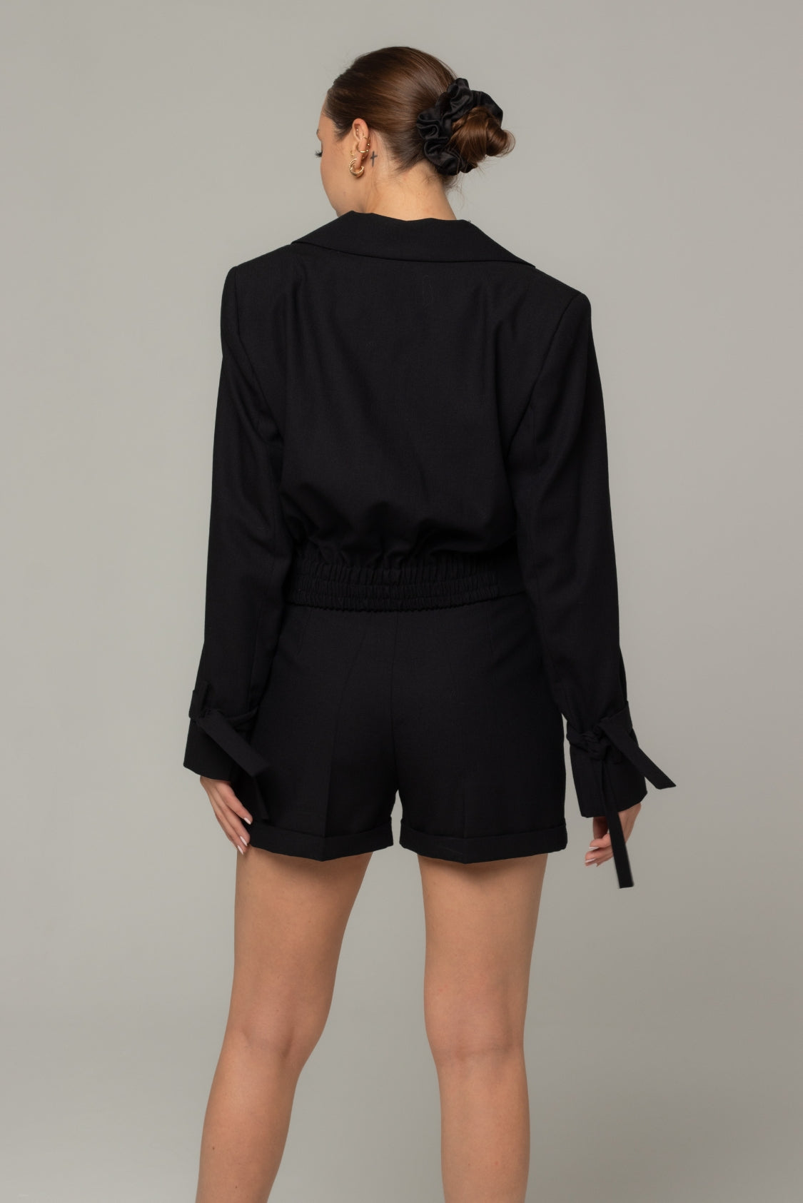 Marynarka krótka wełniana damska