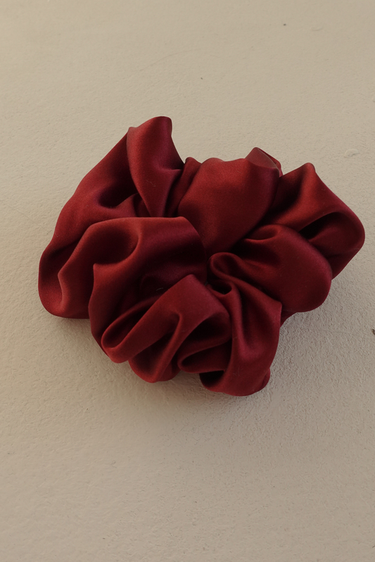 Scrunchie jedwabna gumka do włosów