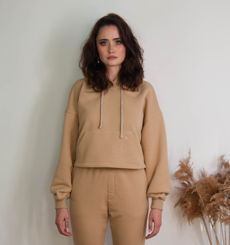 Bawełniana bluza damska oversize krótka z kapturem, beżowa- Holystic