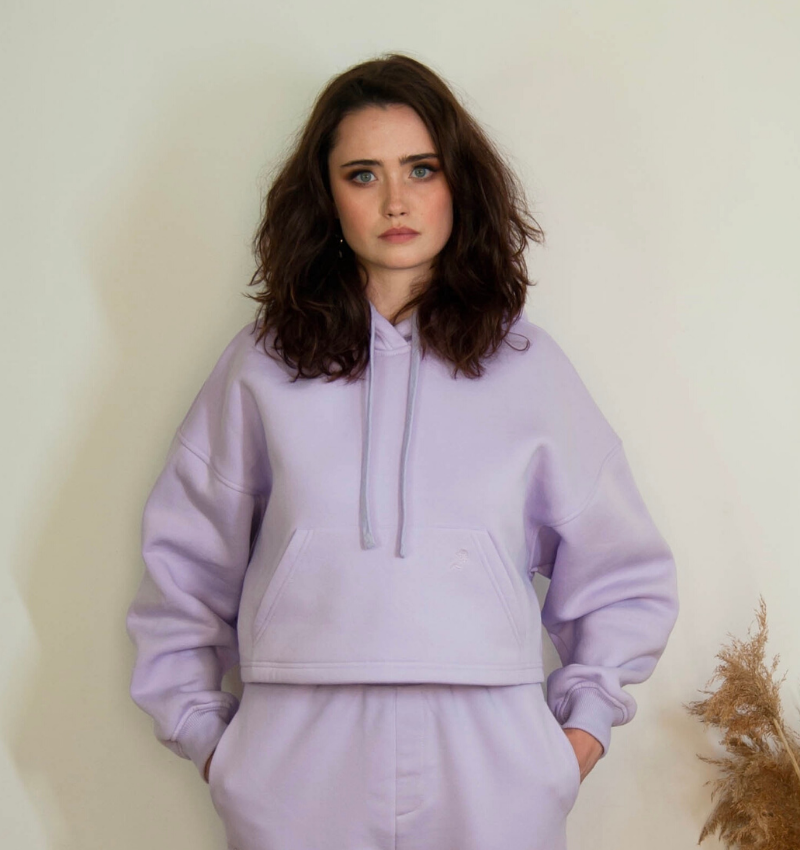 Bawełniana bluza damska oversize krótka z kapturem, fioletowa - Holystic