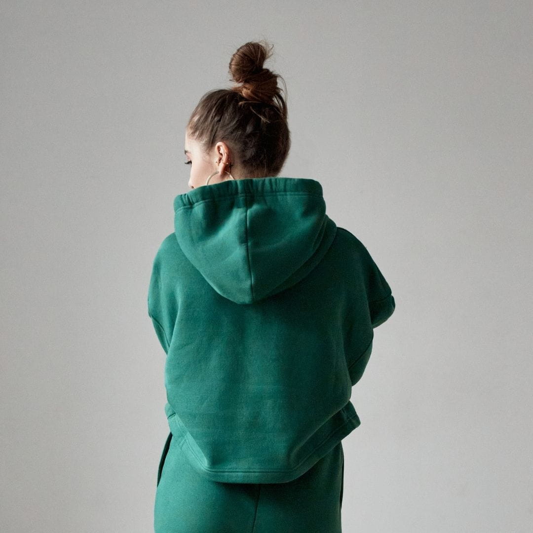 Bawełniana bluza damska oversize krótka z kapturem, zielona- Holystic