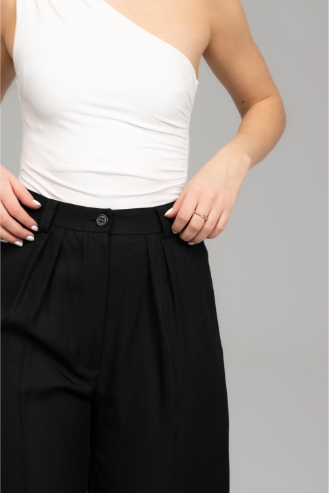 spodnie-damskie-garniturowe-z-lyocellu-i-wiskozy-czarne-5_596f2c76-05be-474a-84dd-3551e70d1085.jpg
