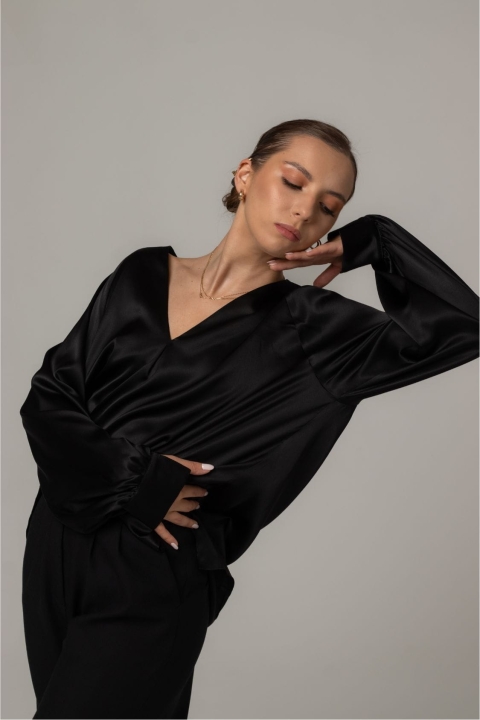 koszula-damska-z-dlugim-rekawem-czarna-z-jedwabiu-2.jpg