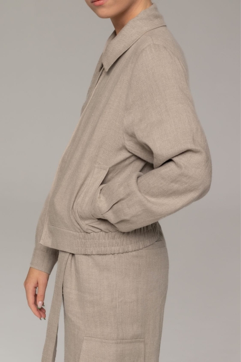 kurtka-bezowa-lniana-damska-sportowa-z-kolnierzykiem.jpg