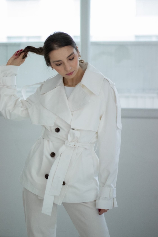 holystic-trencz-krotki-damski-oversize-roma-ecru-1.jpg