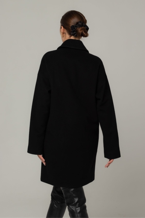 welniany-plaszcz-damski-pudelkowy-czarny-napoli-4.jpg