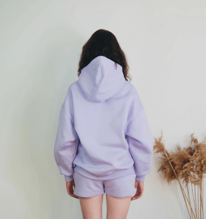 bawelniana-bluza-damska-oversize-dluga-z-kapturem-fioletowa-4.png